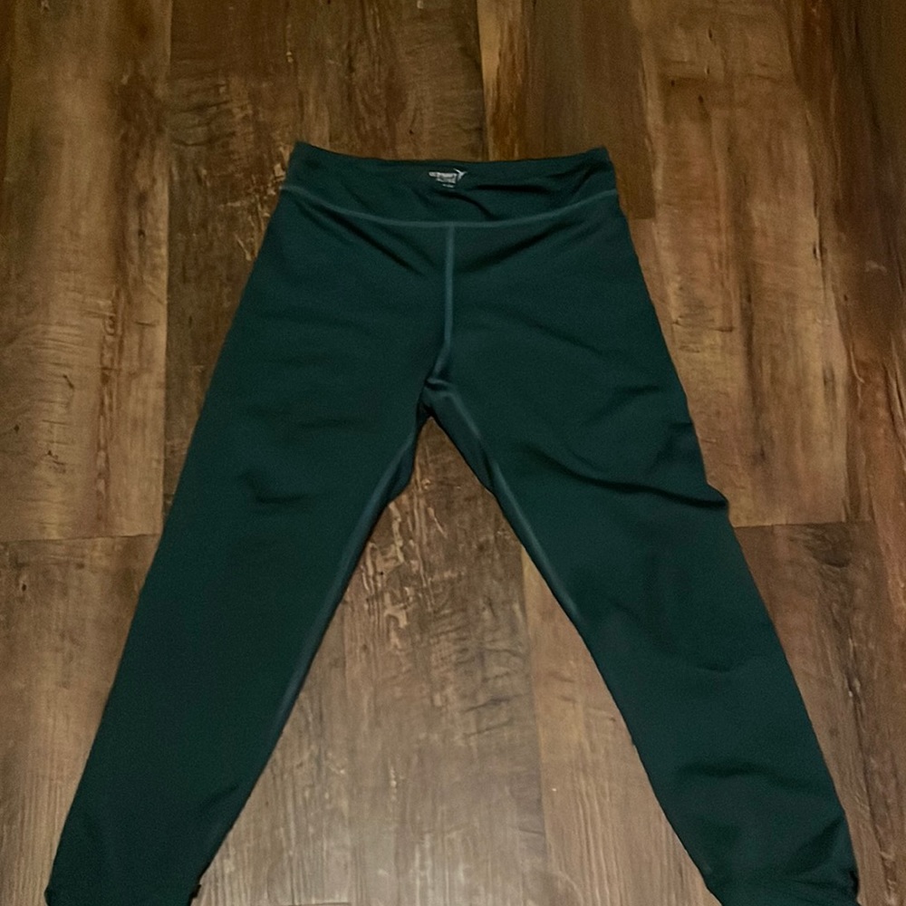 Green active leggings